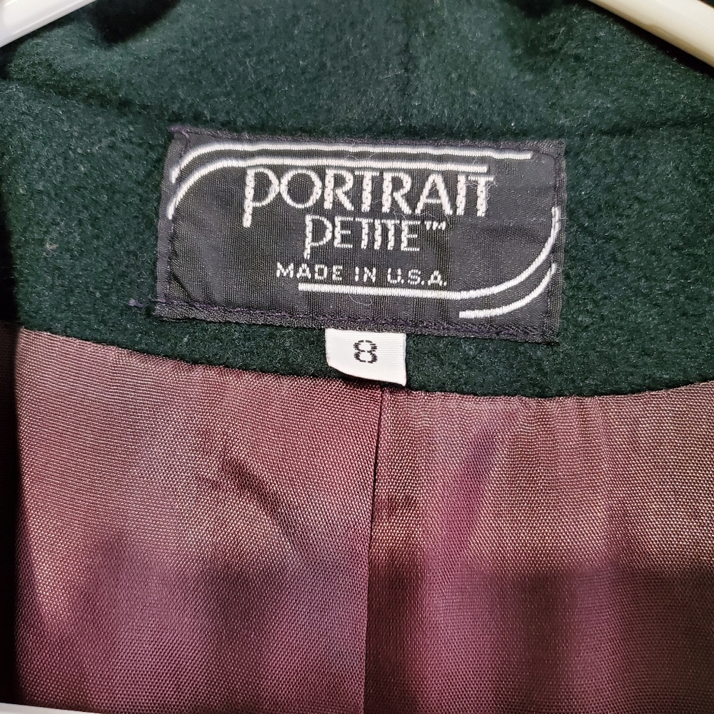 Portrait Petite Coat